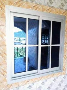 fenêtre sur mesure à Monteton